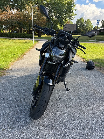 BMW F 900 R Triple Black - 338 mil 6 of 15
