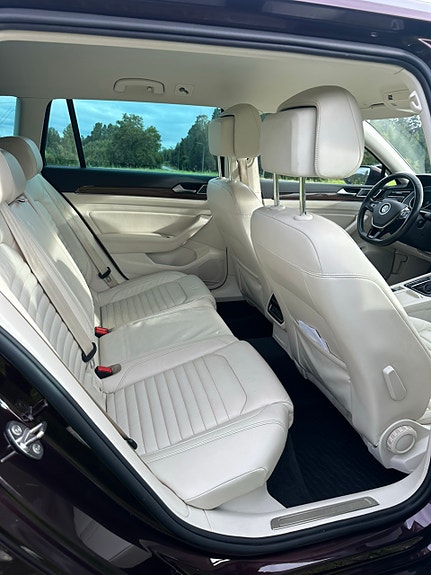 Volkswagen Passat 8 of 8