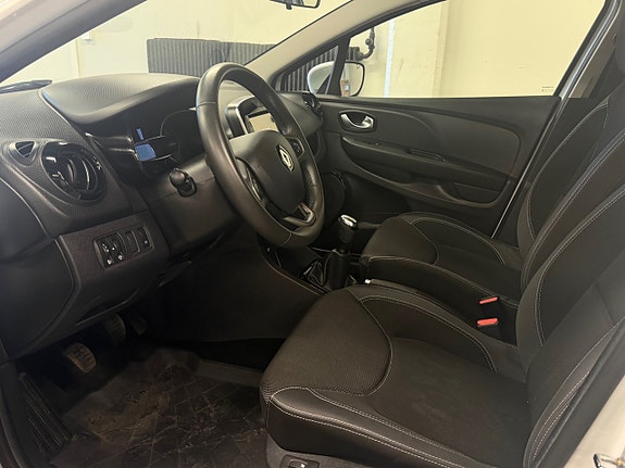 Renault Clio 6 of 17