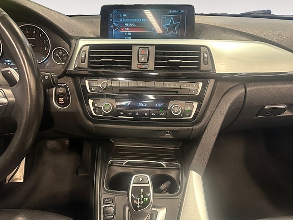 BMW 430i 11 of 24