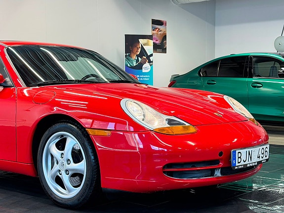 Porsche 911 Carrera 5 of 24