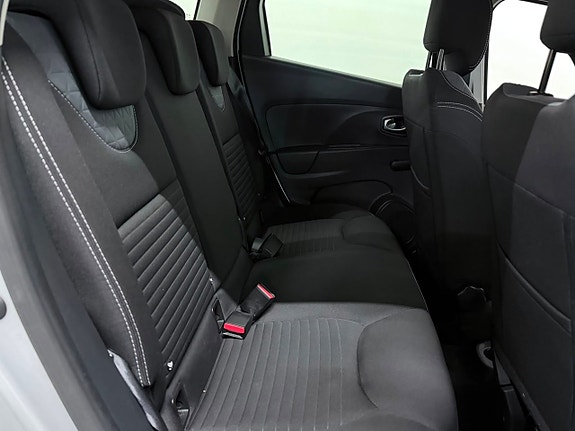 Renault Clio 11 of 22
