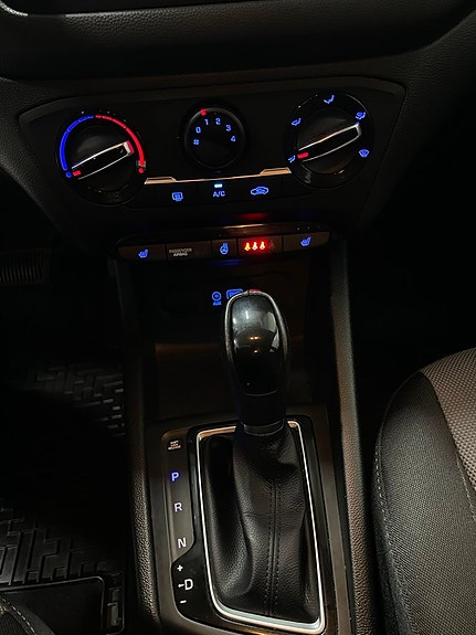 Hyundai i20 14 of 19