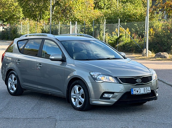 Kia Ceed 8 of 15