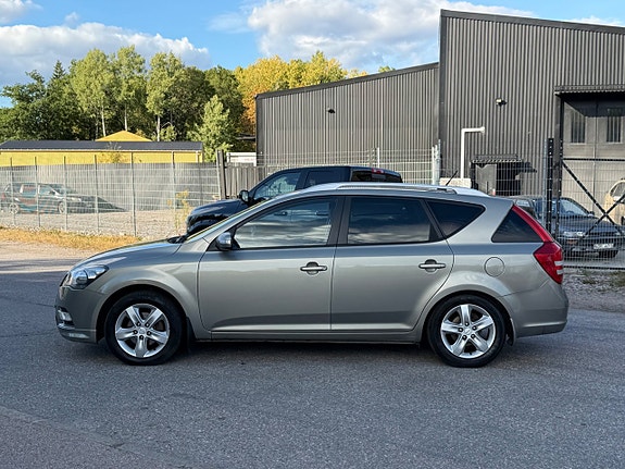 Kia Ceed 5 of 15