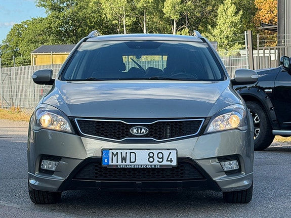 Kia Ceed 2 of 15