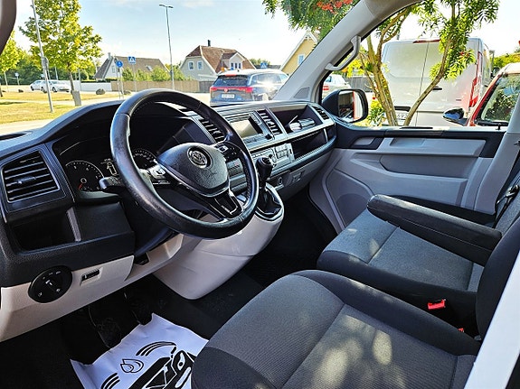 Volkswagen Transporter 9 of 12