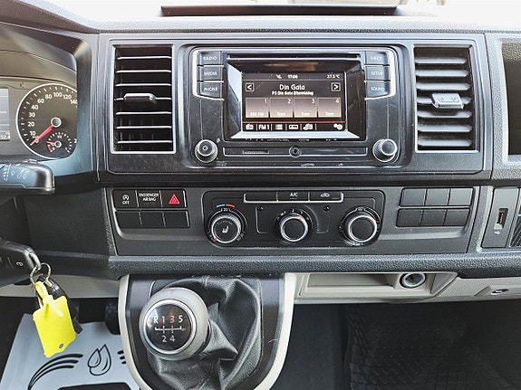 Volkswagen Transporter 11 of 12