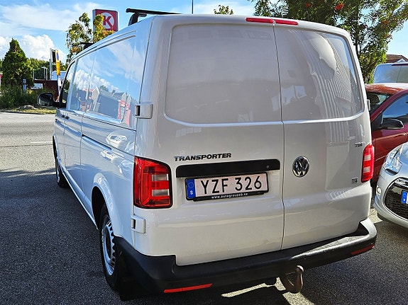 Volkswagen Transporter 7 of 12