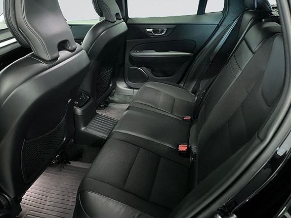Volvo V60 12 of 20