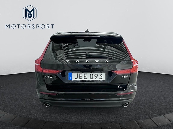 Volvo V60 5 of 20