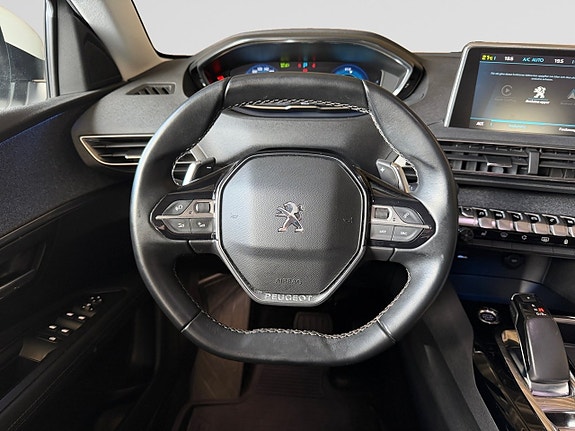 Peugeot 3008 13 of 20