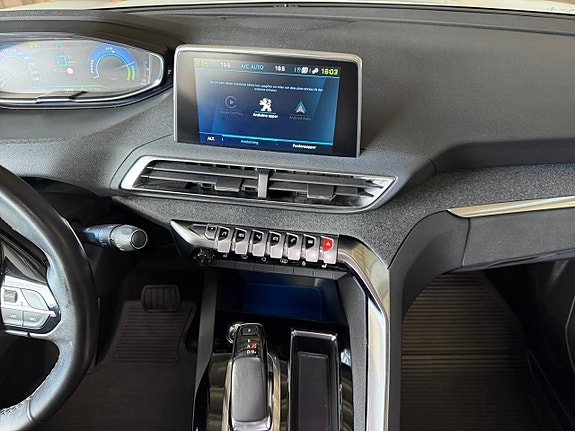 Peugeot 3008 12 of 20