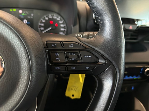 Toyota Yaris 17 of 19