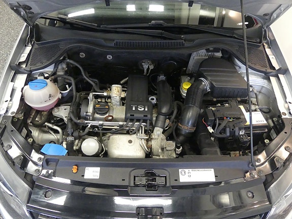 Volkswagen Polo 6 of 14