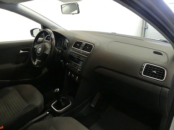 Volkswagen Polo 8 of 14