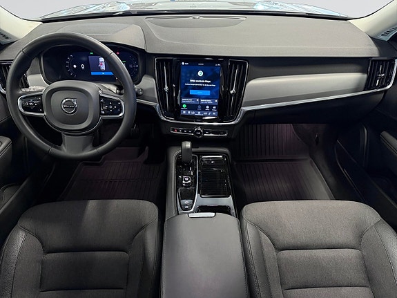 Volvo V90 11 of 21