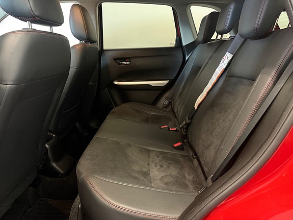 Suzuki Vitara 15 of 16