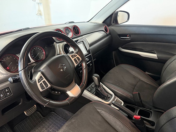 Suzuki Vitara 5 of 16