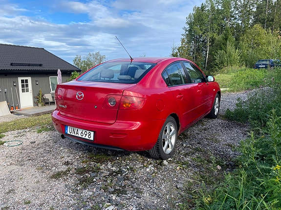 Mazda 3 4 of 18