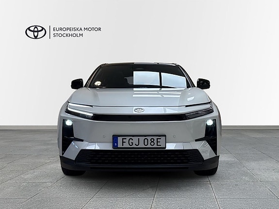 Toyota C-HR+ 5 of 17