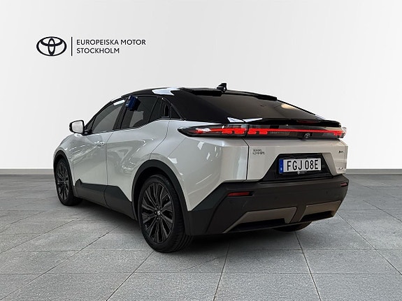 Toyota C-HR+ 2 of 17
