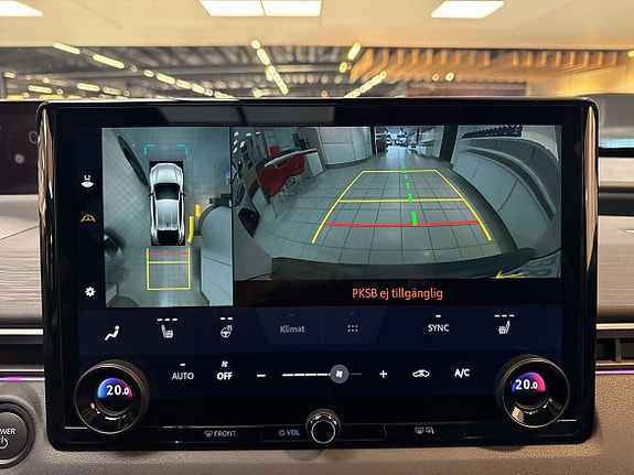 Toyota C-HR+ 16 of 17
