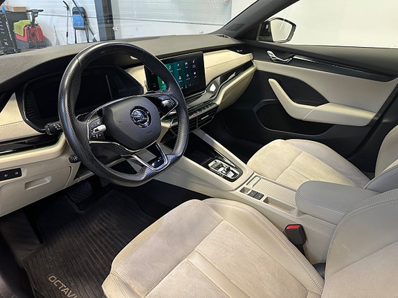 Skoda Octavia 11 of 28