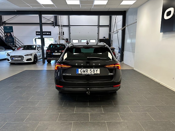 Skoda Octavia 8 of 28