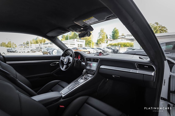 Porsche 911 6 of 22