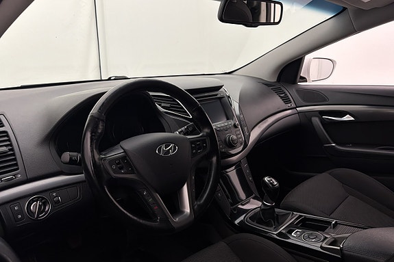 Hyundai i40 11 of 30