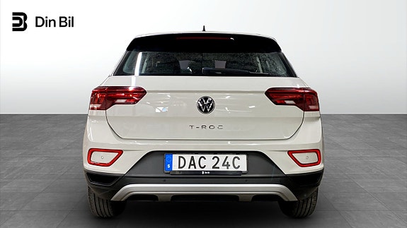 Volkswagen T-Roc 5 of 12