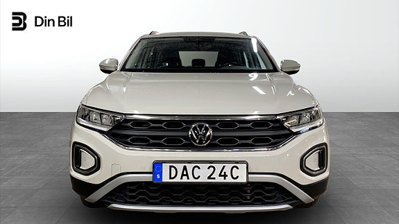 Volkswagen T-Roc 4 of 12