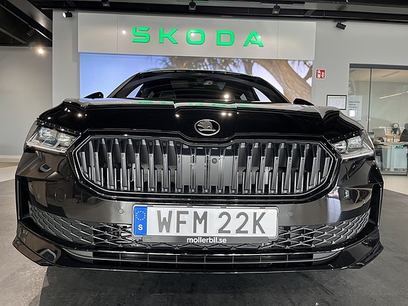 Skoda Superb 3 of 14