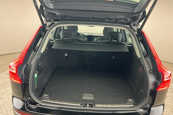 Volvo XC60 14 of 27