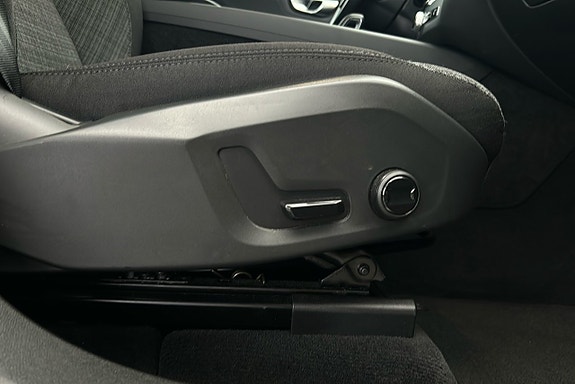 Volvo XC60 19 of 27