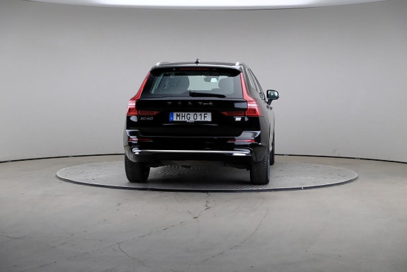 Volvo XC60 5 of 27