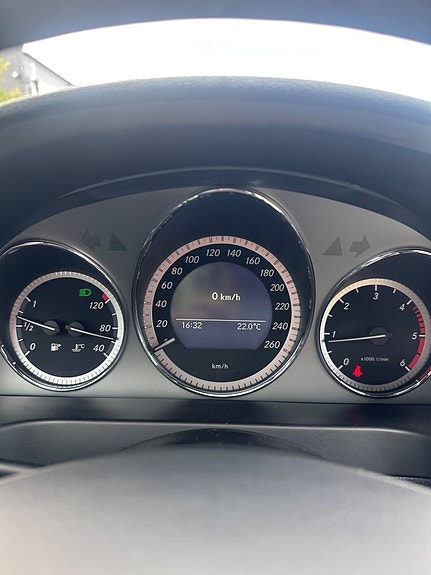 Mercedes-Benz C220 14 of 19
