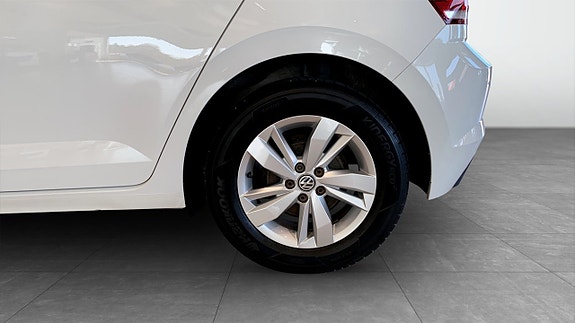 Volkswagen Polo 6 of 14