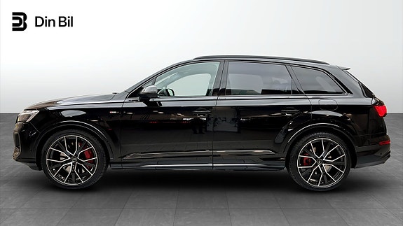 Audi Q7 2 of 19