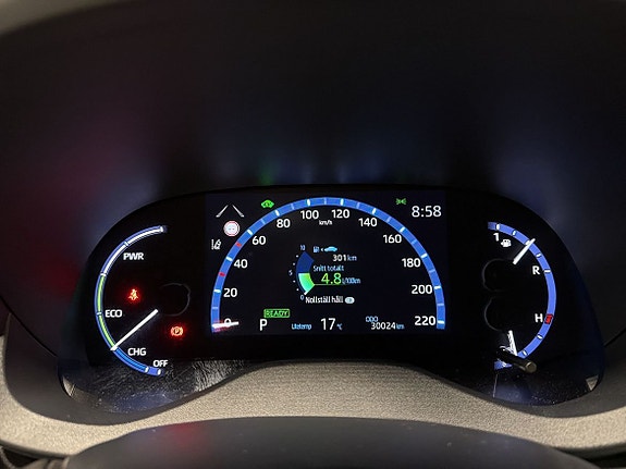 Toyota Yaris Cross 12 of 13