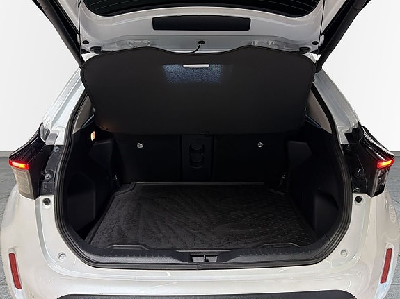 Toyota Yaris Cross 10 of 13