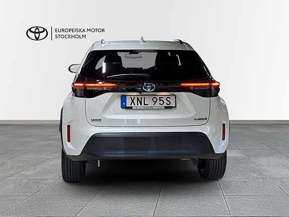 Toyota Yaris Cross 4 of 13