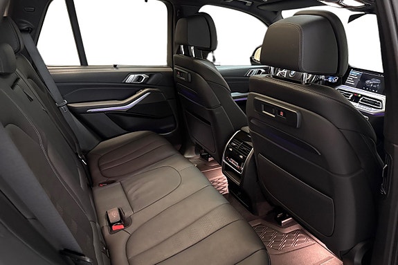 BMW X5 7 of 19