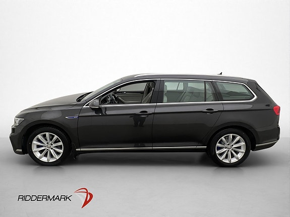 Volkswagen Passat 4 of 27
