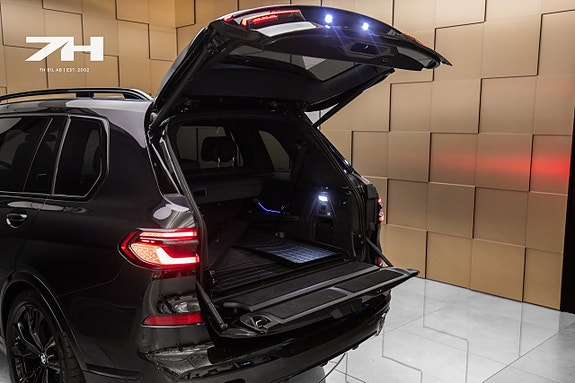 BMW X7 26 of 27