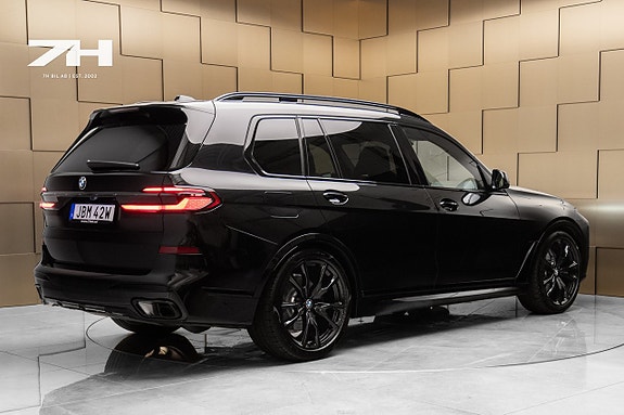 BMW X7 5 of 27