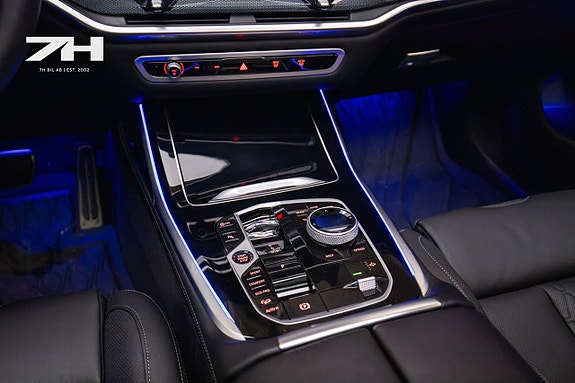 BMW X7 14 of 27