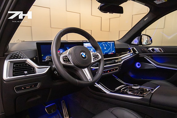 BMW X7 9 of 27