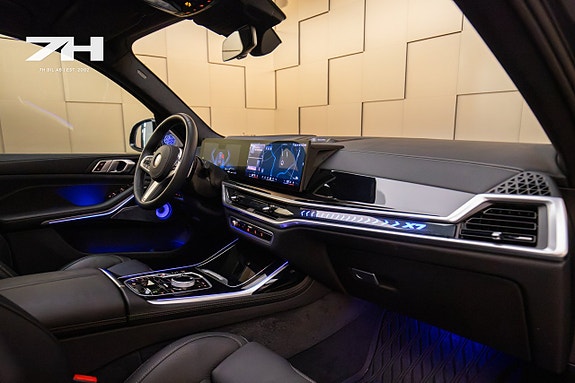 BMW X7 15 of 27
